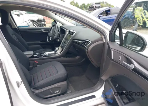 2016 Ford Fusion Hybrid Se from USA, damaged, VIN 3FA6P0LU7GR127185